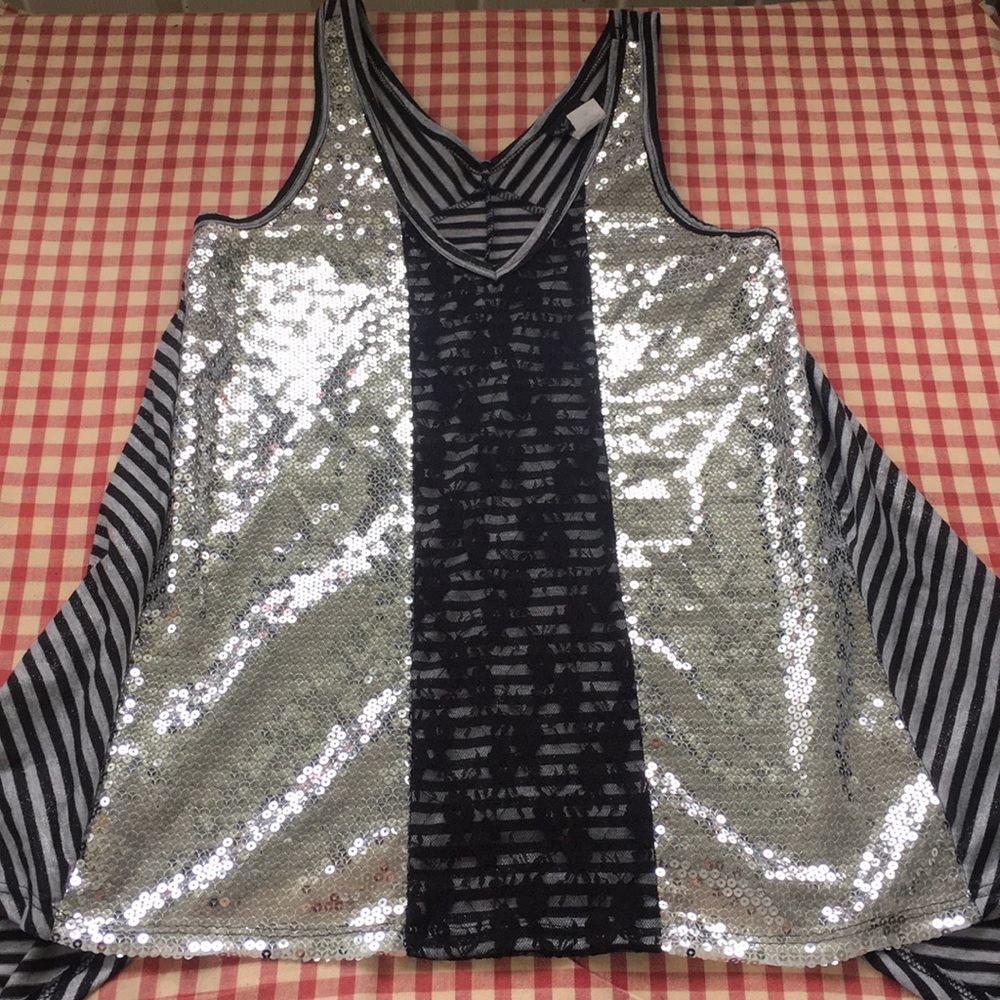 Buckle Daytrip Striped Sequin Tank Size Medium